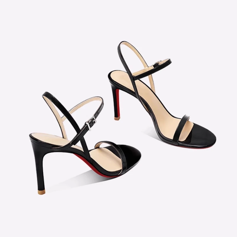 صندل أسود قطعة واحدة للنساء طراز صيفي جديد 2025 بأصابع مكشوفة ومثير وغير متعب وكعب رفيع وكعب عالي #1