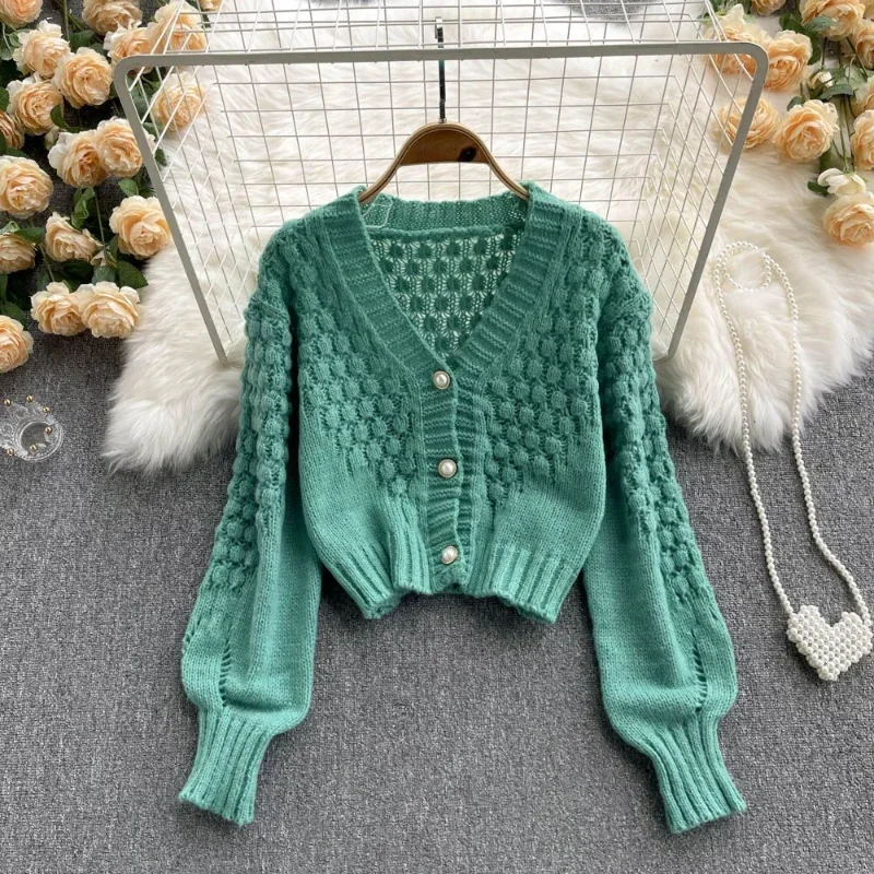 Cropped Cardigan Solid Color V Neck Short Sweater Lazy Wild Hollow Out Sweaters for Women Chic Pearl Button Knitted Coat Shirts