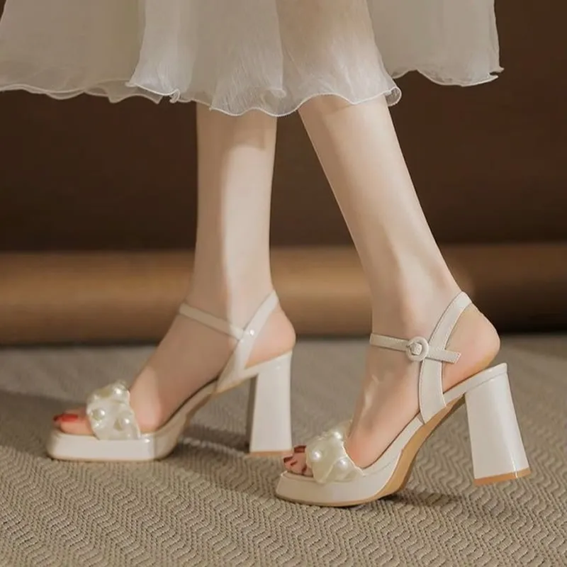 Hot Sale Shoes for Women Buckle Strap Women's Sandals Square Heel Square Toe High Heel Pump Women Flower Modern Heeled Sandalias