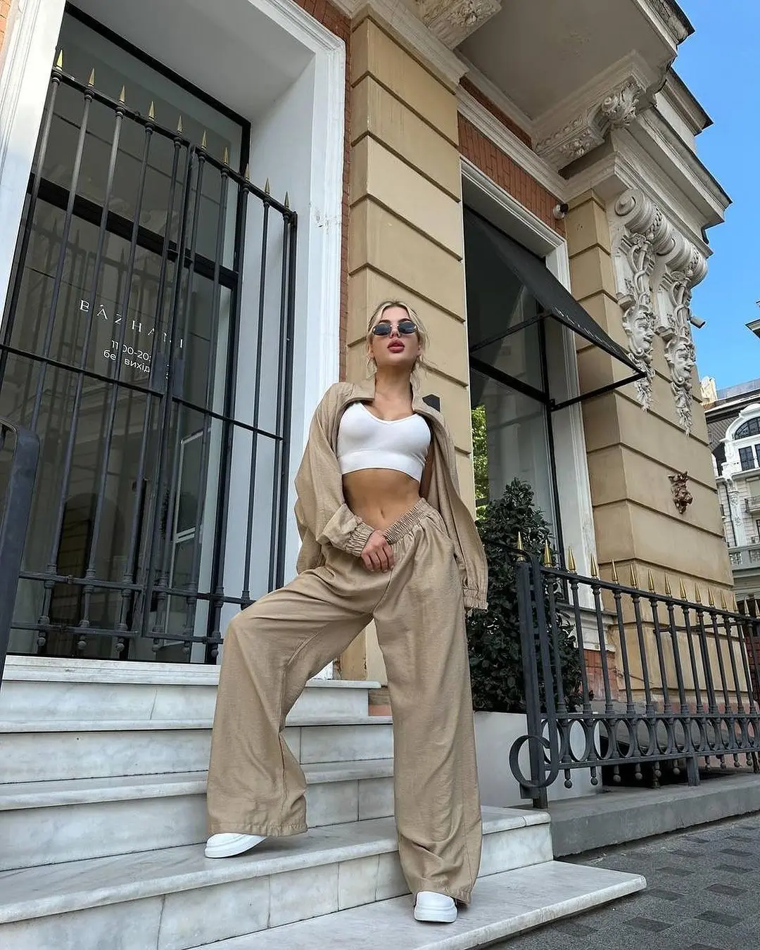 Lente Herfst Nieuwe Sport Past Vrouwen 2025 Trendy Rits Vest Jas & Losse Joggingbroek 2 Delige Sets Solid Jogging Sportwear