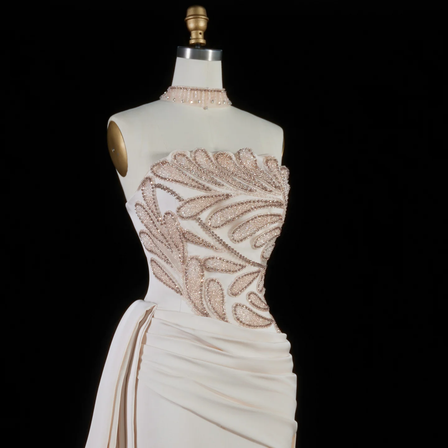 Sharon Said Elegantes Langes Formelles Abendkleid Luxuriöses Perlenbesetztes Plissiertes Damenkleid für Hochzeitsgäste Arabisches Kleid SS242 Maßanfertigung – Detail 15