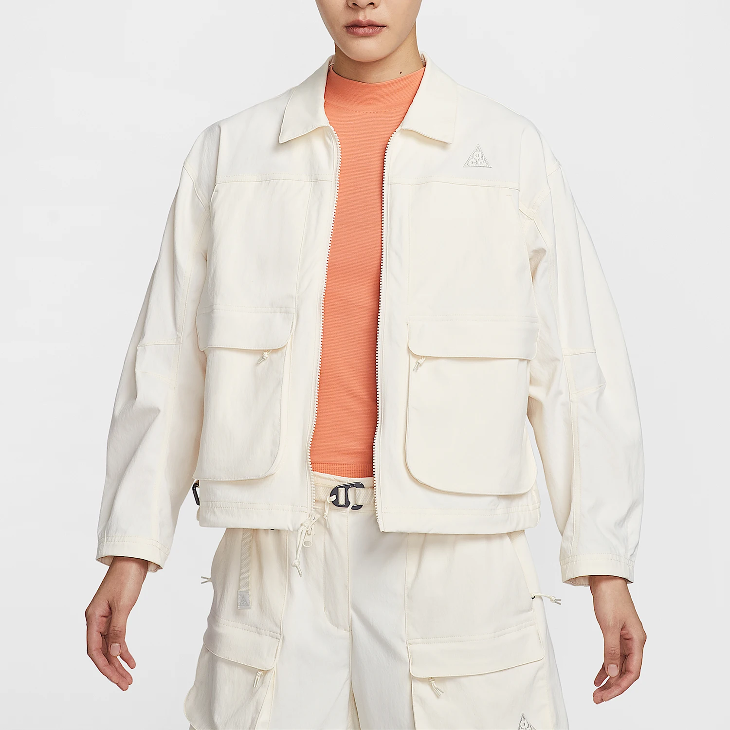 

Nike Authentic Sportswear Women's Outdoor Loose Collar Jacket HV0584-110