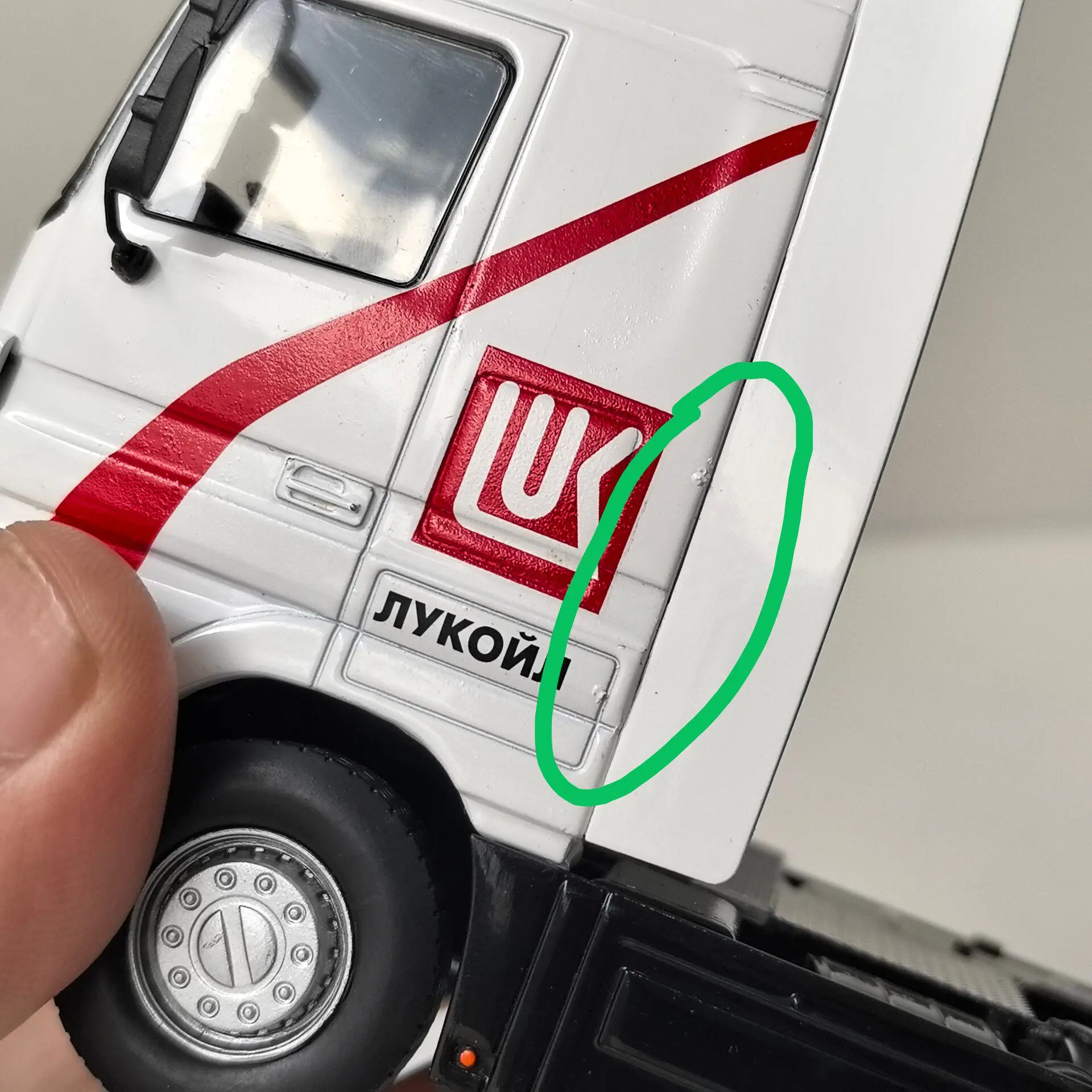 Paint Surface Defects Diecast IXO 1/43 Scale BENZ ACTROS 57 Alloy Car Model