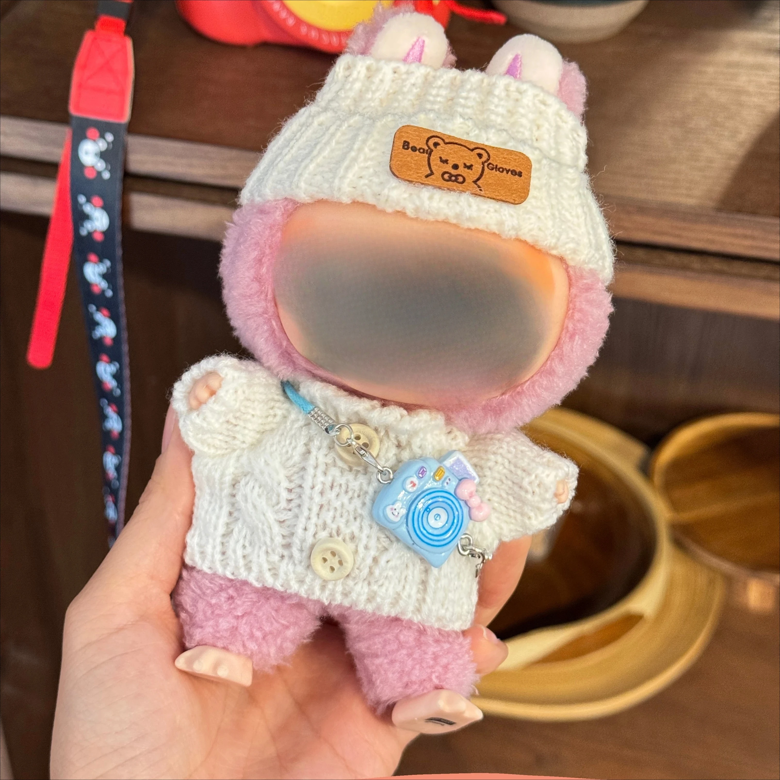 

3 комплекта хлопковой кукольной одежды из 3 предметов — в комплект входят кепки + свитер + кулон, подходят для плюшевых кукол 15-17 см (без кукол)