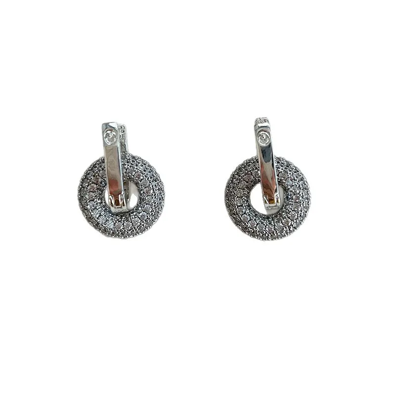 

Super Sparkling Full Diamond Circle Earrings Two Ways to Wear Geometric Design Luxury Temperament Ear Jewelry Exquisite Gift for