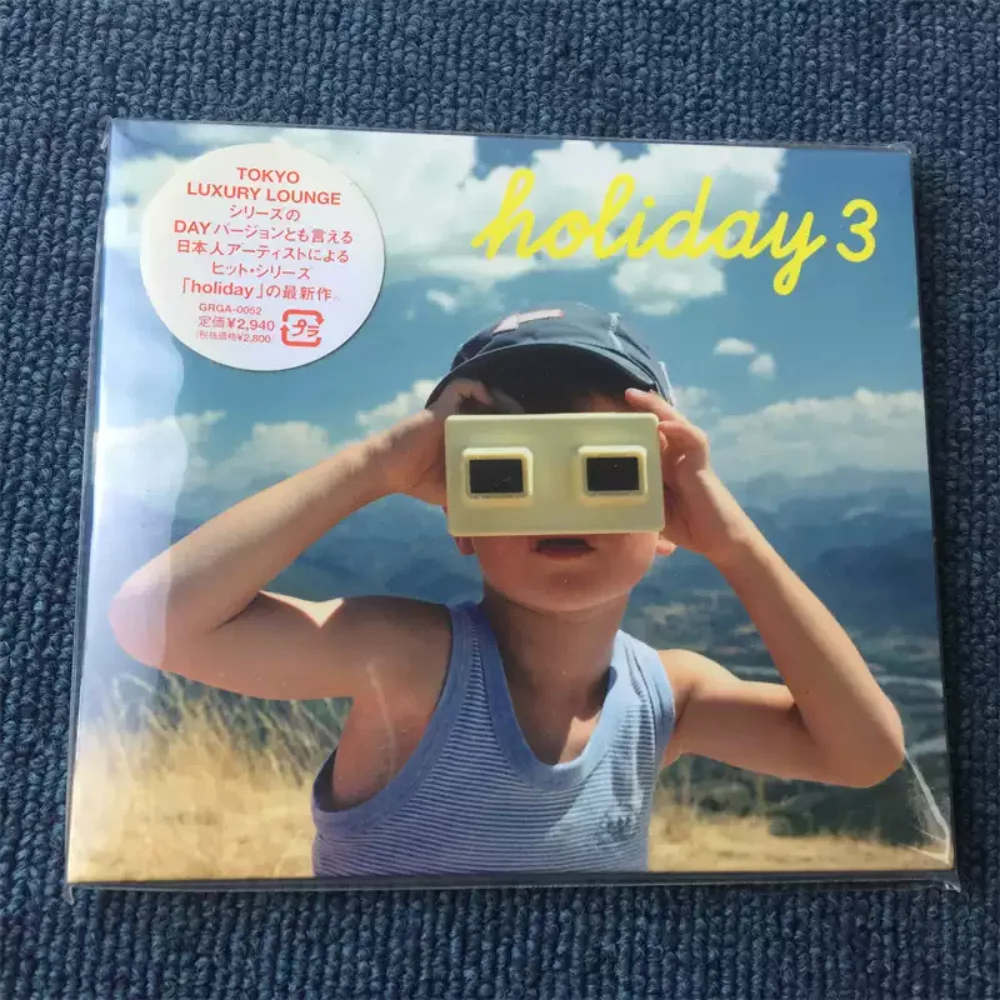 CDGrand Gallery Presents Holiday 3Combining Light Electronic Rhythms, Soft Melodies and Natural Atmosphere Sampling To Create