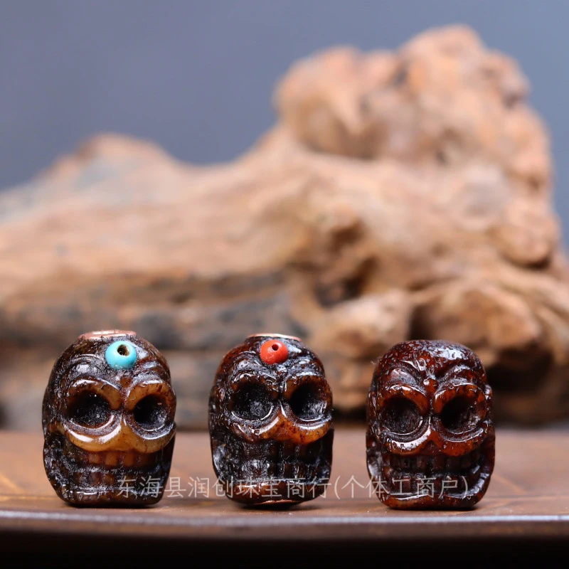 Tibetan-style yak bone Dzi bead inlaid with accessories, including Buddha , waist , top beads, and cloud