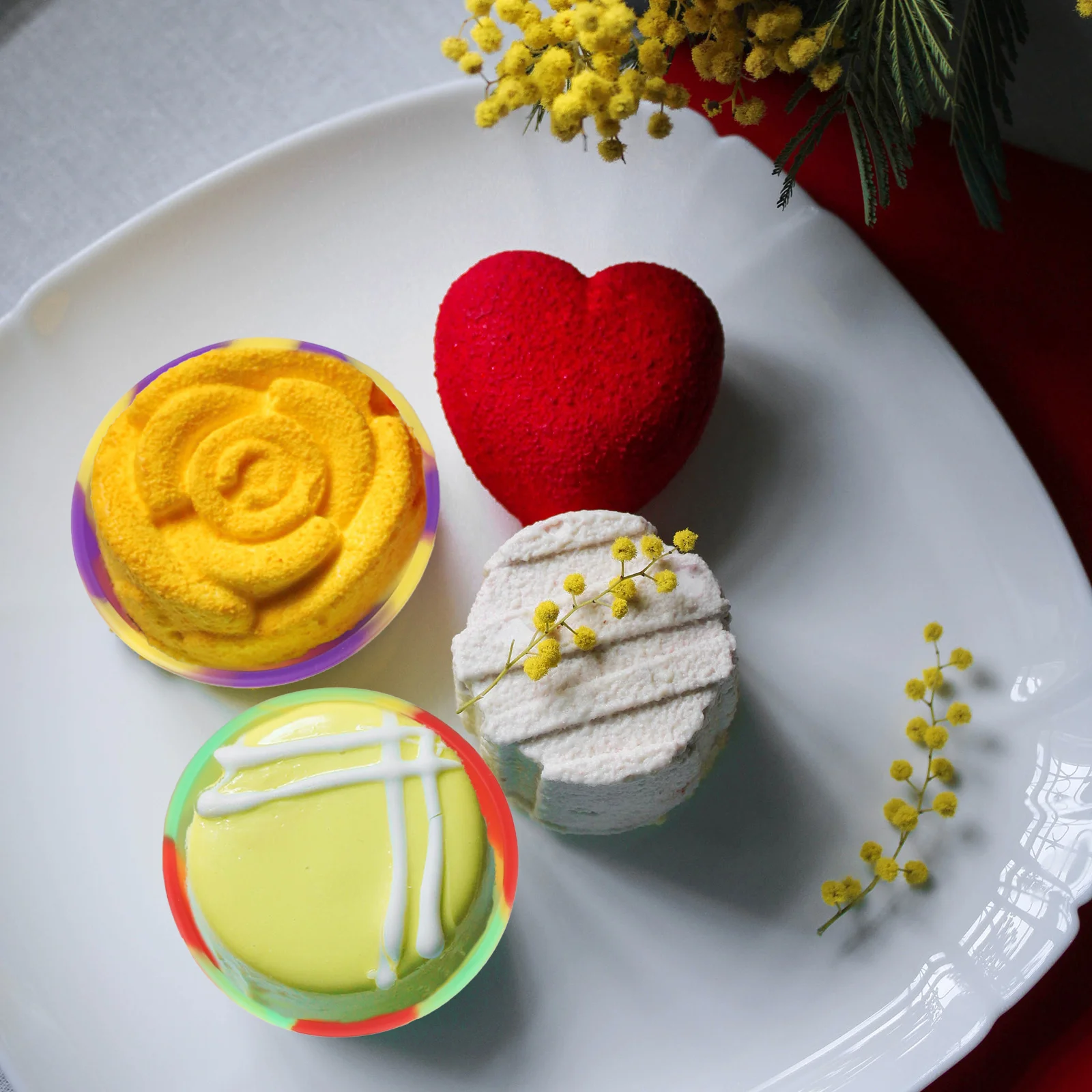 

5Pcs Kids Silicone Bowl Set Eco-Friendly Scratch Resistant Baby Feeding Bowl for Food Storage Rice Dessert Meal Serving Toddler