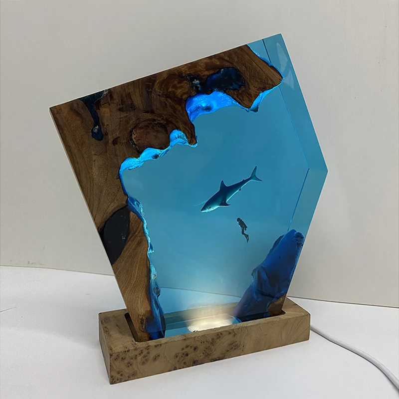 المحيط موضوع الراتنج ضوء الإبداعية الفنية الجميلة ليلة ضوء الحرفية الديكور USB الجدول مصباح القرش غواص عنصر