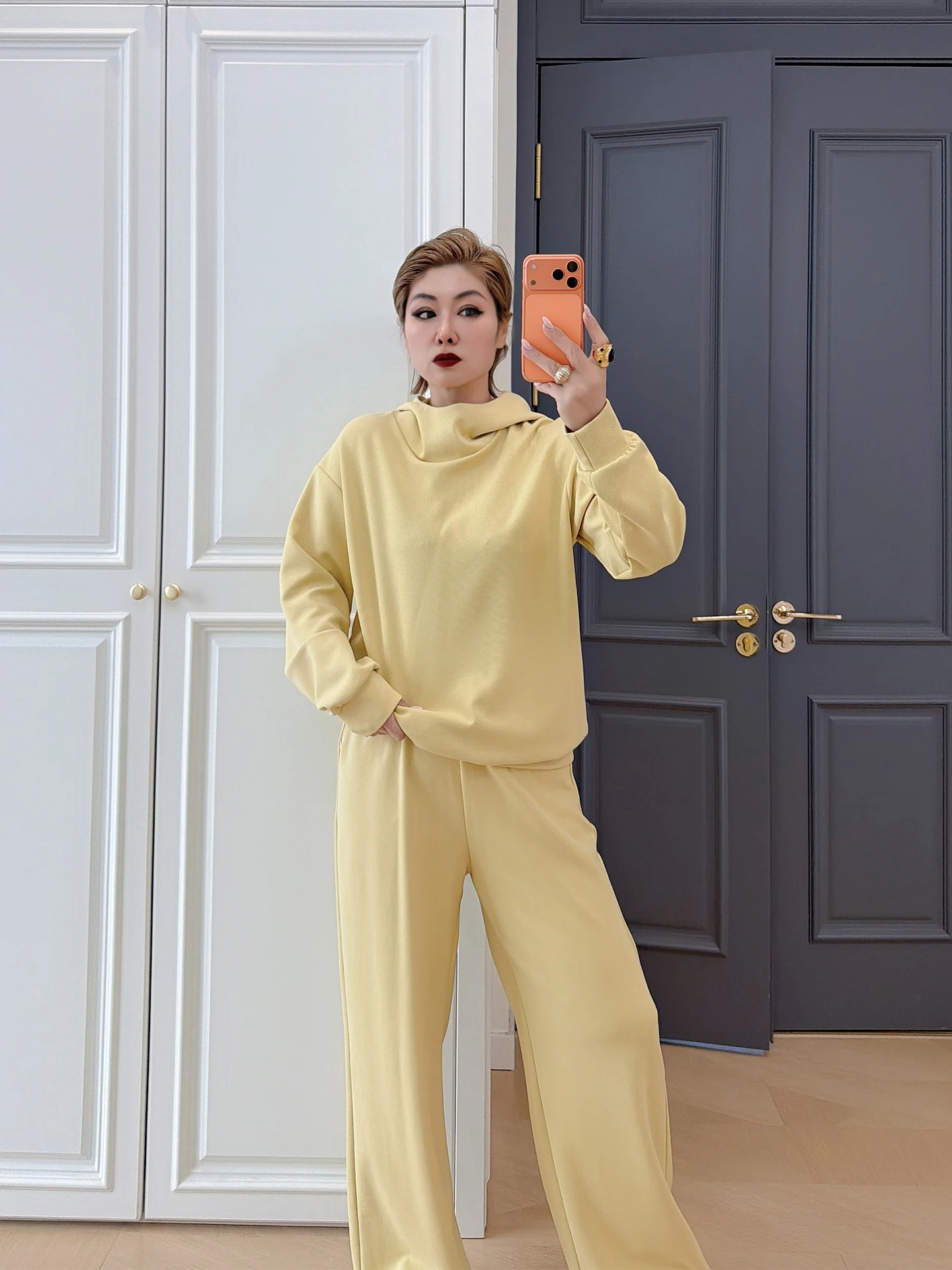 

Fashionable Casual Sportswear Set plus Size Women's Trendy Anti-Aging Hooded 200 Pounds Fat MM Sweatshirt Long Pants Two-Piec...