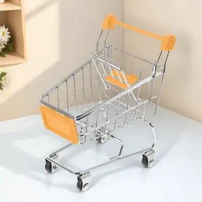 Mini cestino portaoggetti per carrello della spesa 11 * 7,5 * 11,5 cm Organizzatore in plastica metallica a colori casuali per tavolo decorativo da scrivania