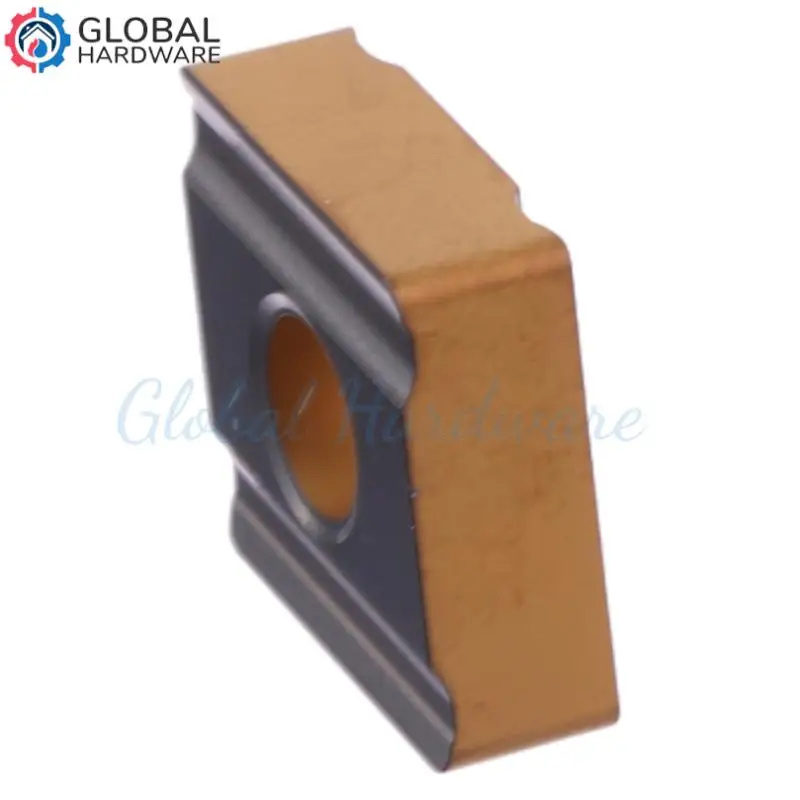 Двухцветная прорезная пластина CNMG120408L-LS SP3200. Токарная пластина из стали отрицательного типа, износостойкая и гладкая.