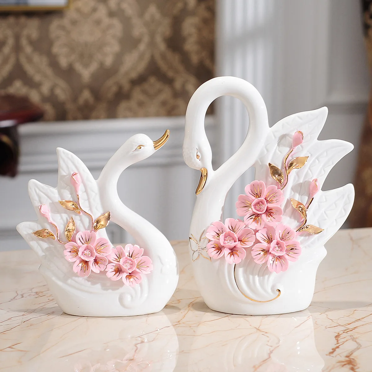 

HYS Swan Ornament Ceramic Ornament Crafts Make Friends Girlfriend European Wedding Gift Creative Decoration