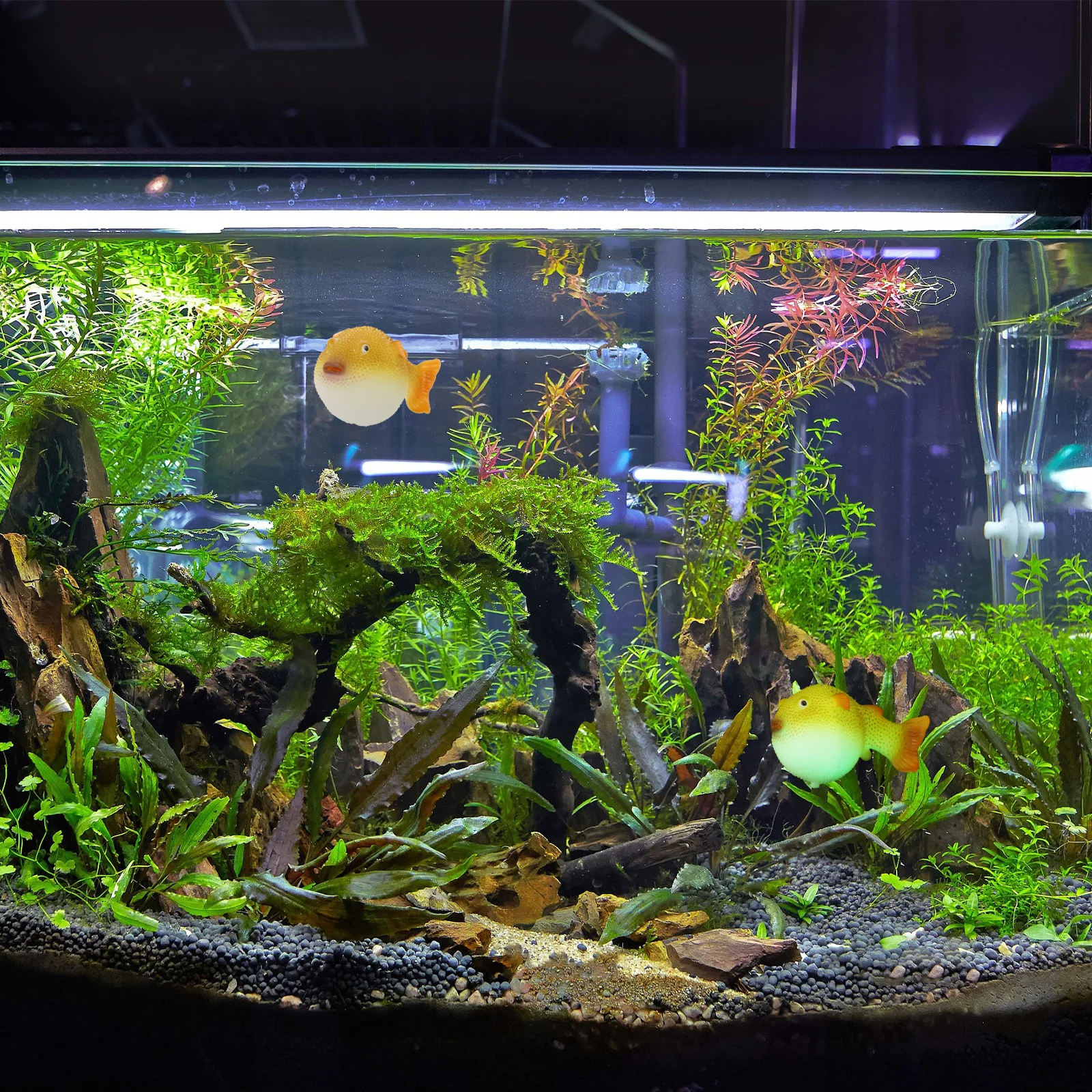 

Luminous Simulation Puffer Fish Tank Decoration Fluorescent Silicone No Harm to Water Quality Aquarium Yellow Simulation Puffer