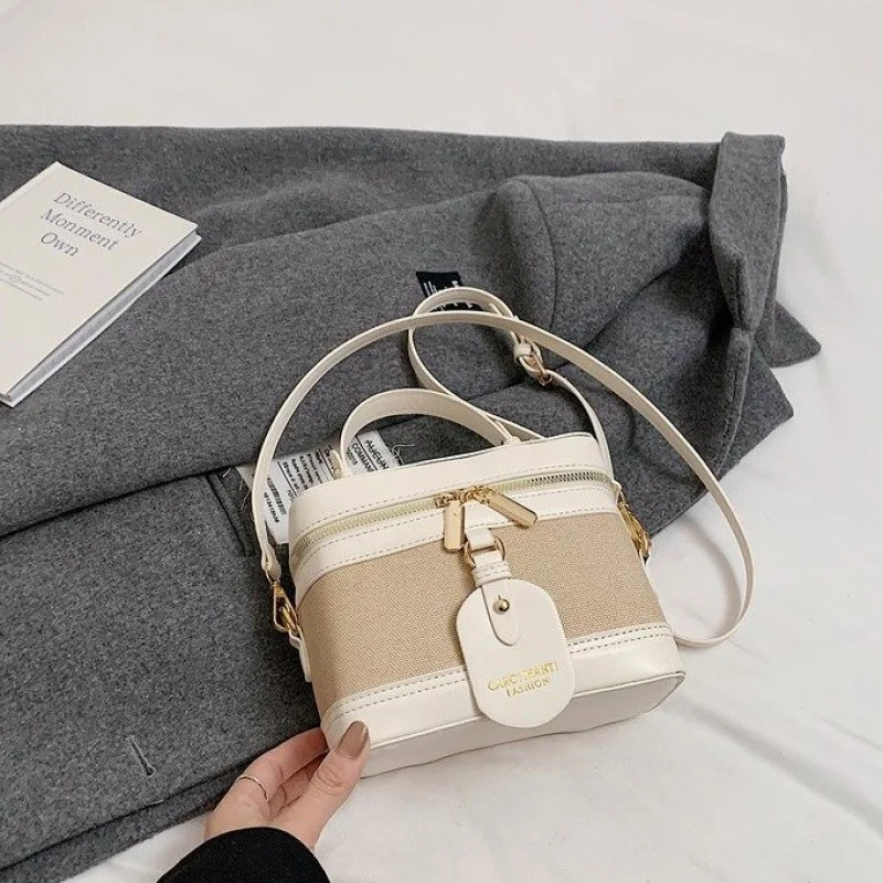 

Fashionable Women's Handbag Made Of Lavender-Patterned Leather Boasting Trendy Casual Paris Spacious Soft Daily Refined Look​