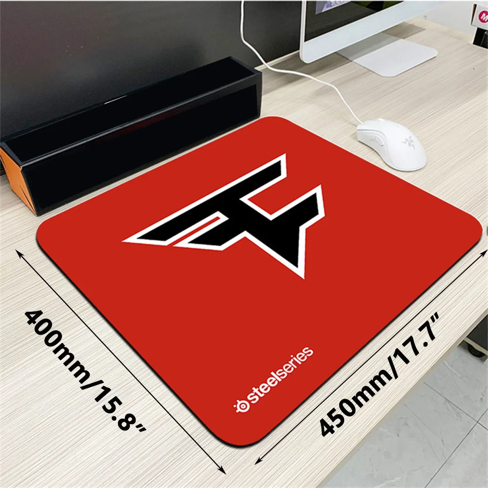 Gaming Mouse Pad 4mm Rubber Non-slip Base Smoothness Surface Control Custom Large Desk Mat FPS Gaming Accessories 450X400mm