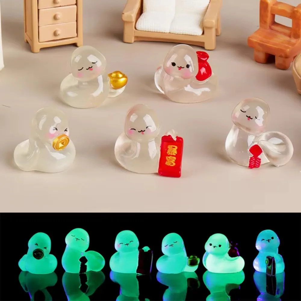 Cute Luminous Fortune Snake Figurine Glow in The Dark Resin Crafts Mini New Year Snake Statue Zodiac Snake Blessing