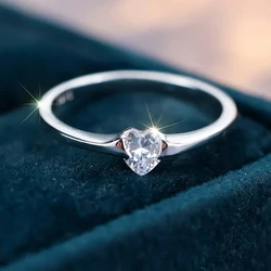 Huitan Chic Single Heart Zirconia Ring Female Wedding Band Simple Luxury Proposal Finger Jewelry Women Engagement Accessories