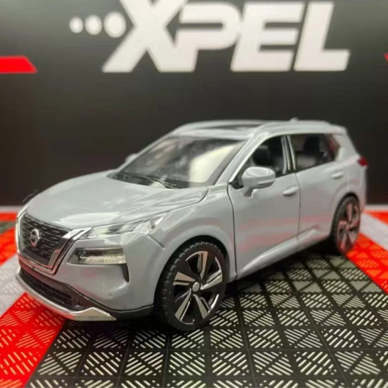 

1:32 Nissan X-Trail SUV, легкосплавный автомобиль, литье под давлением и игрушечный транспорт, модель автомобиля, звук и свет, расширенная модель автомобиля, коллекционные предметы