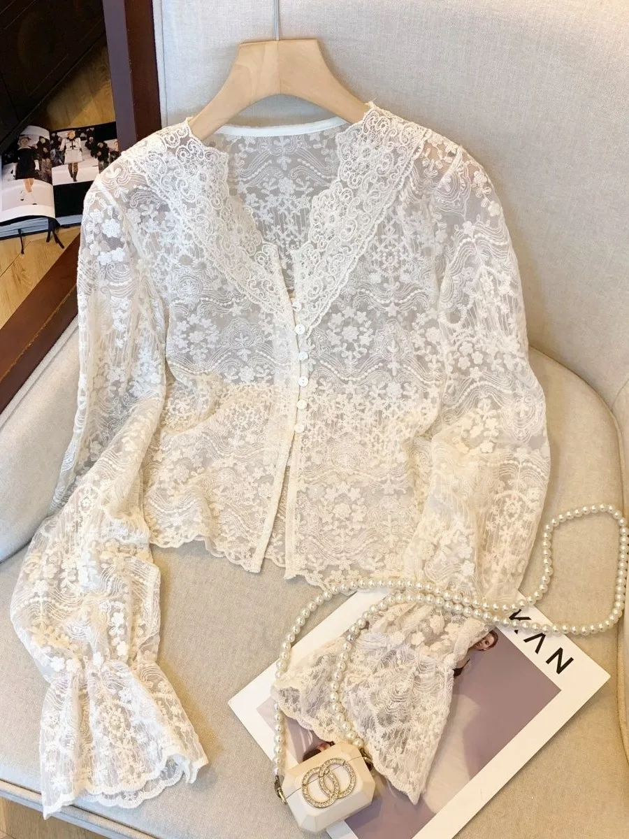 

Осенне-зимняя женская приталенная блузка с кружевом, V-образным вырезом, модная, сексуальная, в корейском стиле, с длинным рукавом