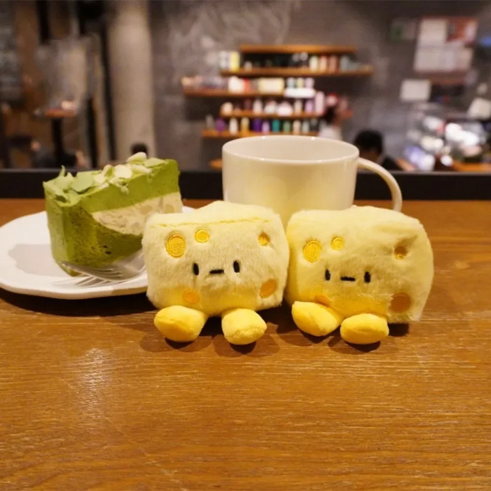 

Creative Simulation Bread Pendant Croissant Cheese Fluffy Soft Car Keyring Keychain New Year Gift