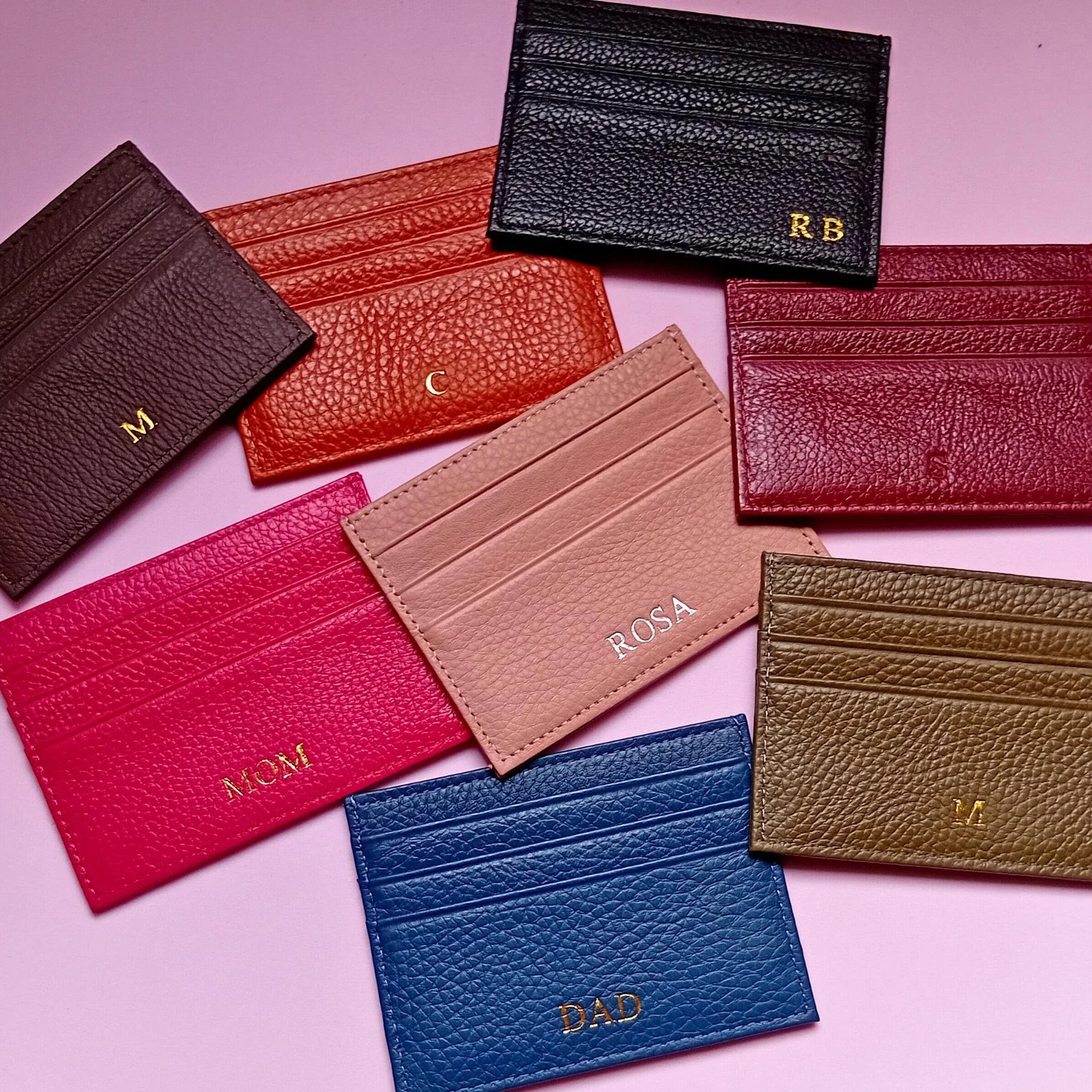 اسم مخصص حامل بطاقات جلدية مميزة حرف واحد فقط - محفظة بطاقات الائتمان المخصصة للأولاد هدية جلدية رفيعة مثالية له