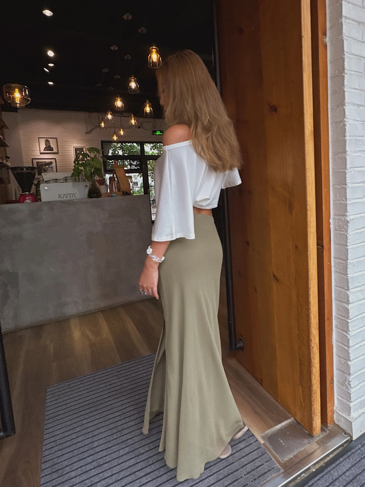 Store Owner's Personal Favorite Asymmetrical Hem Double Layer Elastic Waist Split Military Green Half-length Skirt