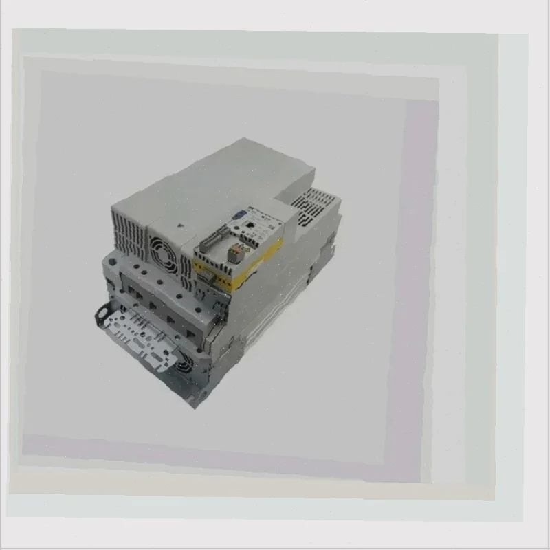 Lenze Inverter PLC Industrial Control PLC Electrical Automation Parts E84AVSCE3034VB0 Lenze Servo Driver