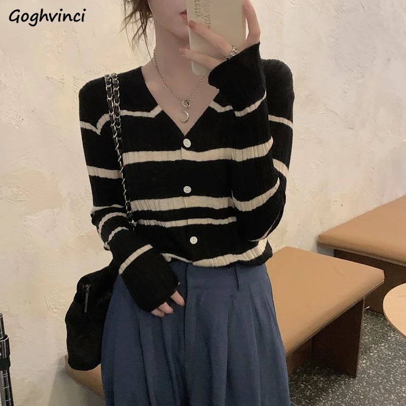 

Knitted Striped Cardigans Women Kawaii New Korean Style Fashion Streetwear Tender Students All-match Loose Elegant Autumn Mujer