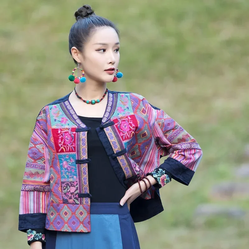 

Китайская одежда, традиционный костюм Тан, свободная женская китайская куртка, новое короткое пальто в национальном стиле, женское лоскутное пальто с вышивкой, винтажное