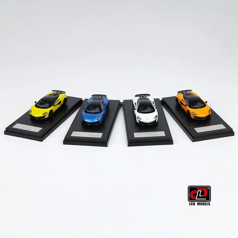 Modello di auto in lega di simulazione LCD 1:64 600LT, un giocattolo regalo di festival per amici e un oggetto decorativo da collezione per adulti.