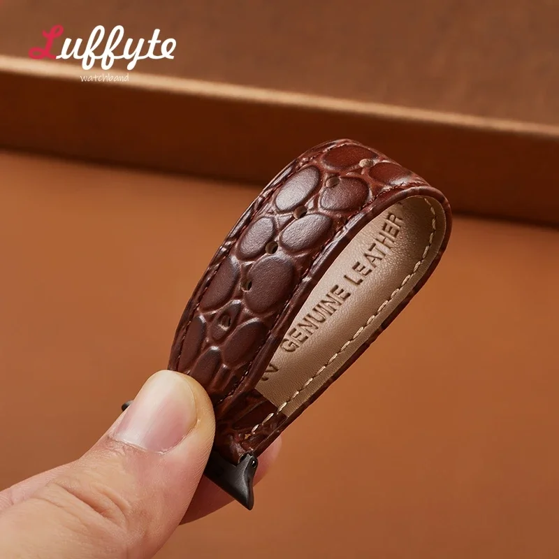 Pulseira de relógio de couro em relevo para Apple Watch, pulseira para iWatch Ultra 2, 49mm, 44mm, 45mm, 41mm, 40mm, 49mm, séries 9, 8, 7, 6, SE