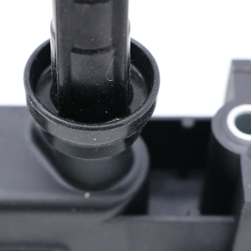 597075 Brand New Ignition Coil For Peugeot 206 307 406 407 806 Citroen C4 C5 C8 XSARA EVASION JUMPY 2.0L