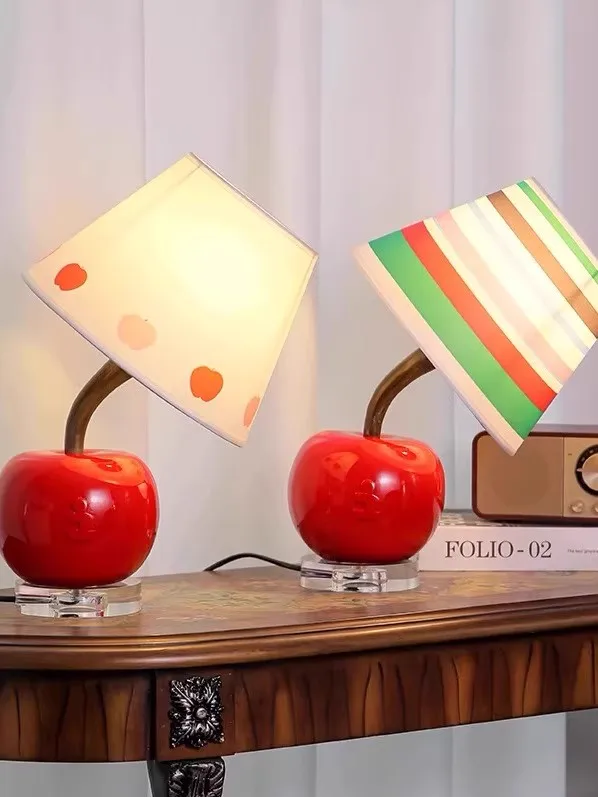 Atmosphere night light crooked Apple new cute creative red wedding table lamp bedroom bedside lamp