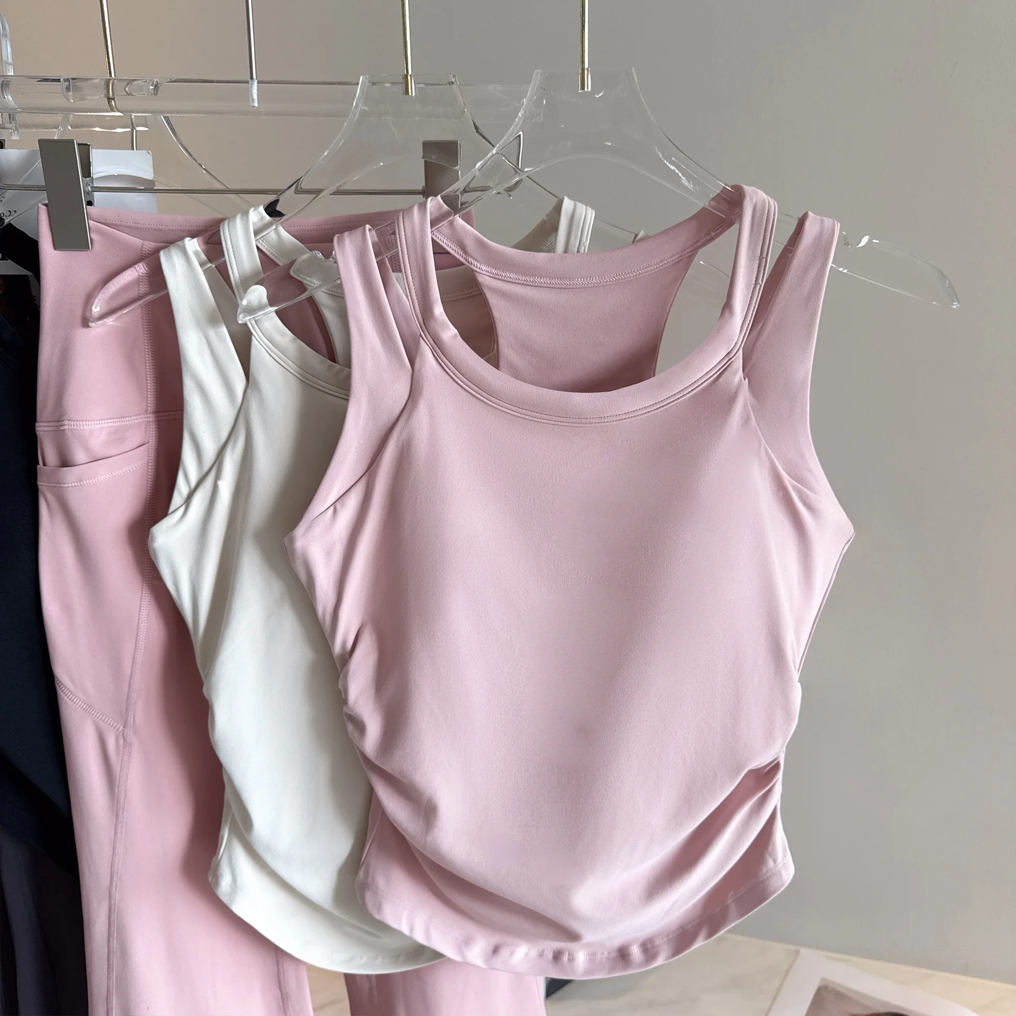 

Универсальный спортивный жилет для йоги, женская верхняя одежда со съемными подушечками для груди и регулируемыми бретелями, для фитнеса и повседневной носки, из нейлоновой ткани