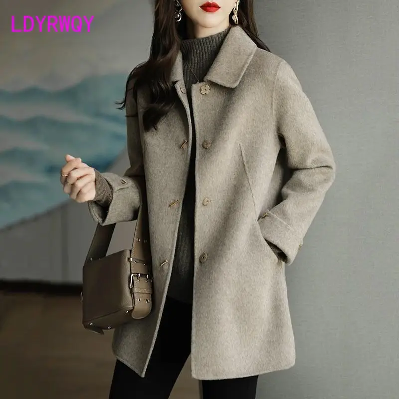 

2023 New Korean Version Small Woolen Coat for Women Short Fit Long Sleeve Woolen Coat for Women