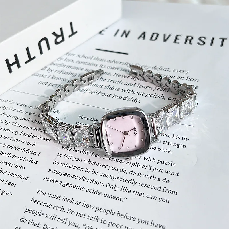 GEDI Women's Quartz Watch Exquisite Zircon Bracelet - Luxury  