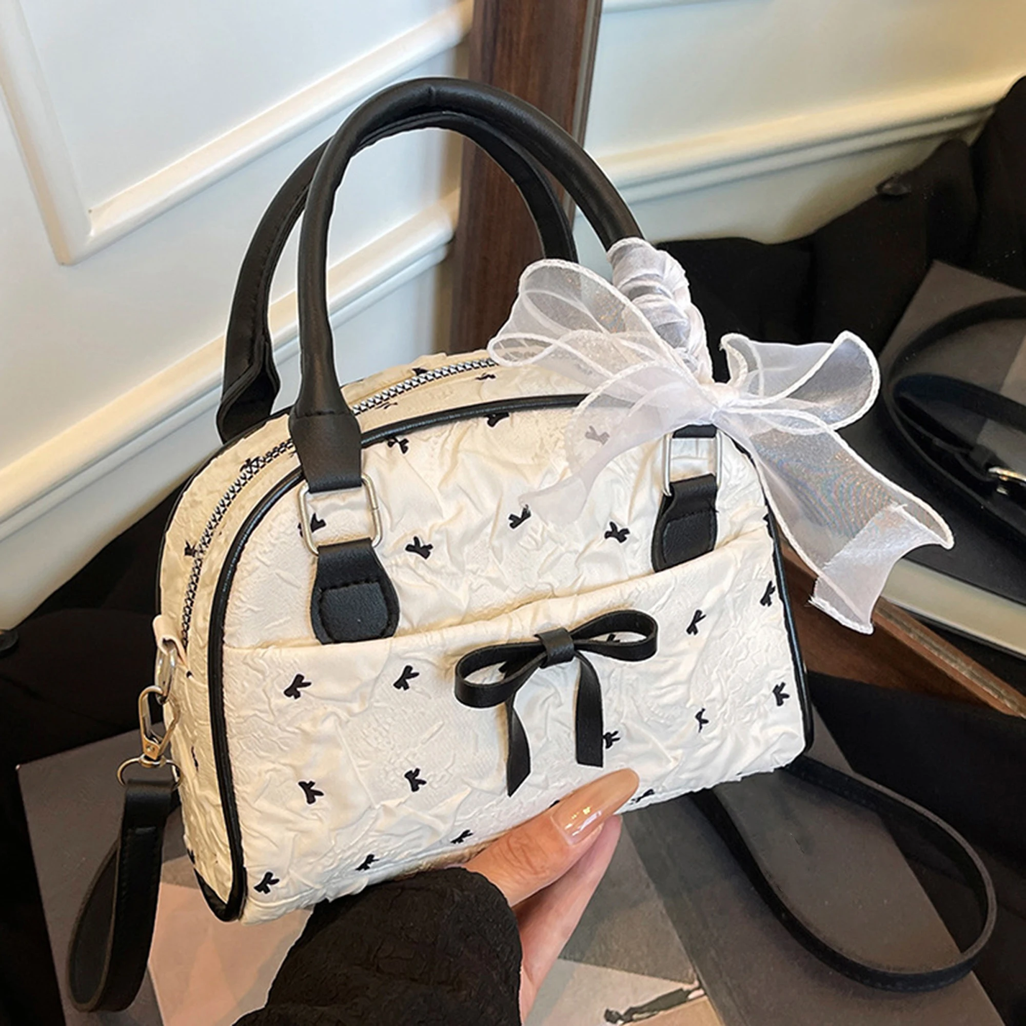 

Стильная сумка через плечо из искусственной кожи с шикарным цветочным узором для повседневных офисных прогулок и выходных