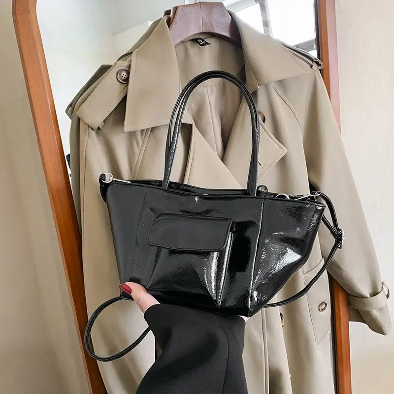 2023 New Fashion Silver Handbag Design Luxury and Luxury Commuter One Shoulder Crossbody Tote Bag