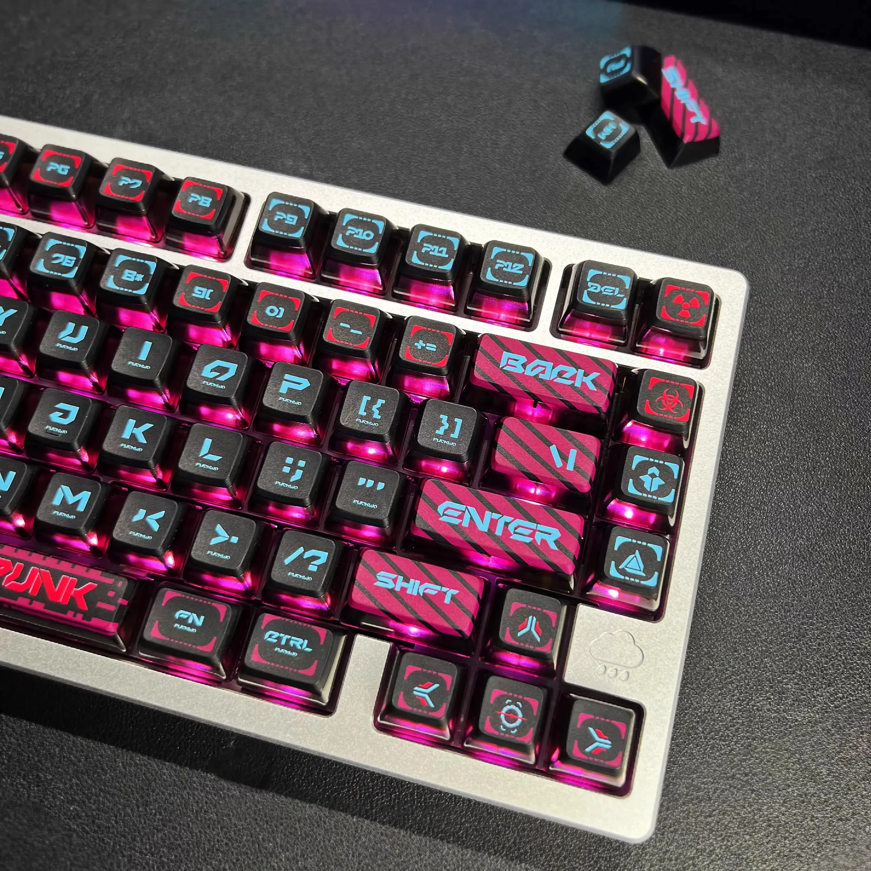 Cyberpunk purplish red 120 Keys ASA Profile PBT Material Four sided Transparent Keycap Adapted to Mechanical Keyboard 키캡