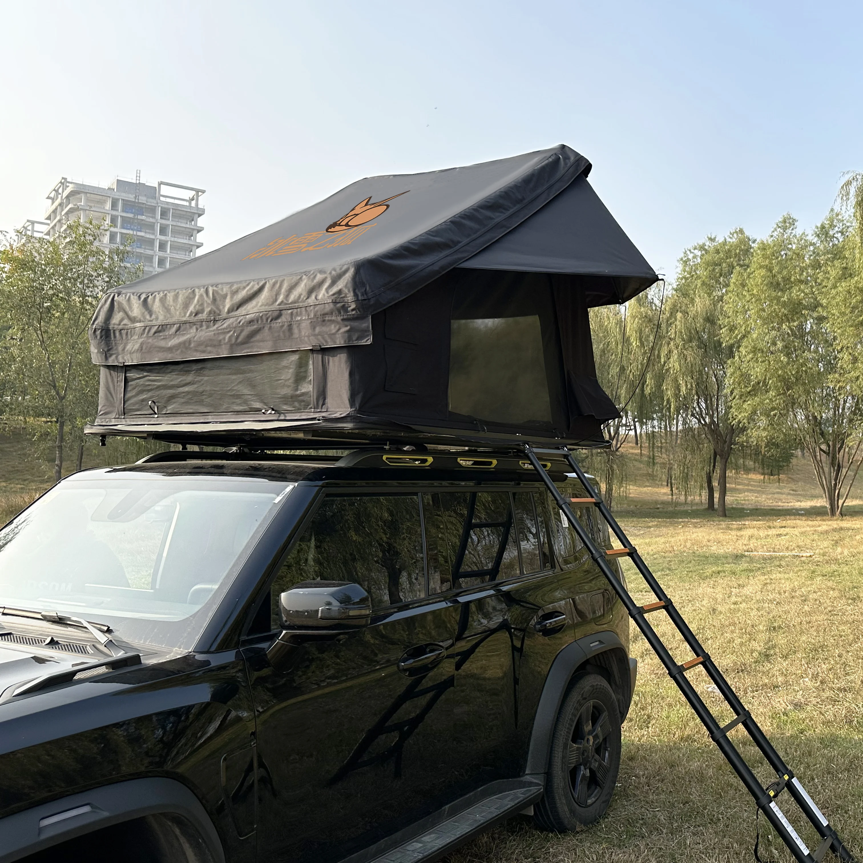 

Легкая фабричная оптовая продажа надувной палатки на крыше для кемпинга на открытом воздухе для использования на крыше