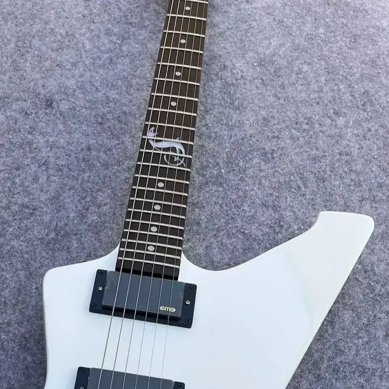 Snakebyte Guitar, Active Pickups, White Color, Rosewood Fingerboard