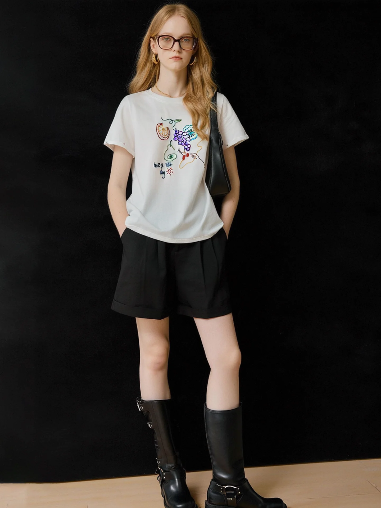 

HUAAPPUW Heavy Embroidery Fruit Pattern round Neck Short Sleeve T-Shirt Loose Fit Breathable Women's Summer Top