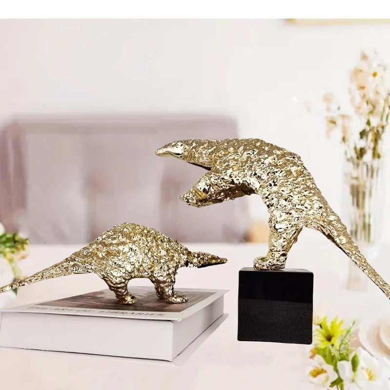 Gold-plated Pangolin Animal Statue Abstract Artwork Desk Decoration Ornaments Golden Pangolin Sculpture Room Aesthetics Decor