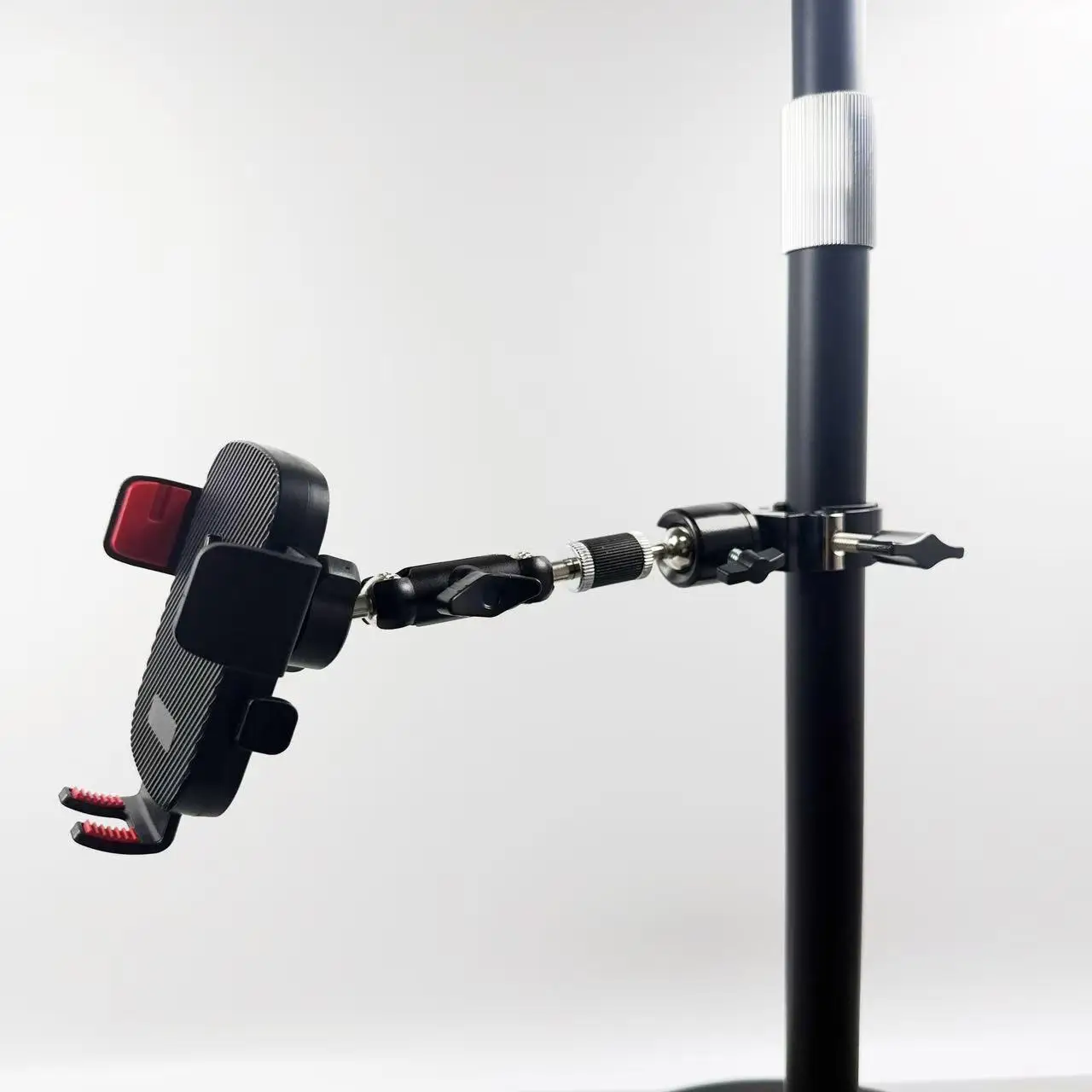 

Universal Metal Clamp Mobile Phone Bracket 360 Gimbal for Outdoor Riding Bike Handle Fixing Clip round Tube Support