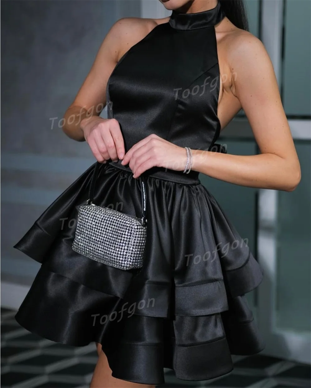 Toofgon بسيط قصير قصير الرسن فساتين لحضور الحفلات الموسيقية الساتان المتدرج عارية الذراعين فساتين العودة للوطن مخصصة حفلة رسمية فتاة فستان رقص