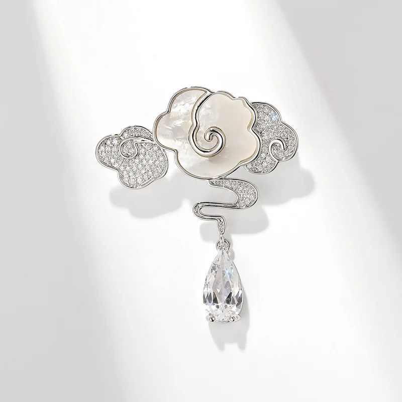 High-end Fashion Natural Shell Cloud Brooch with Teardrop Zircon Cloud Pattern Pin Clothing Accessory