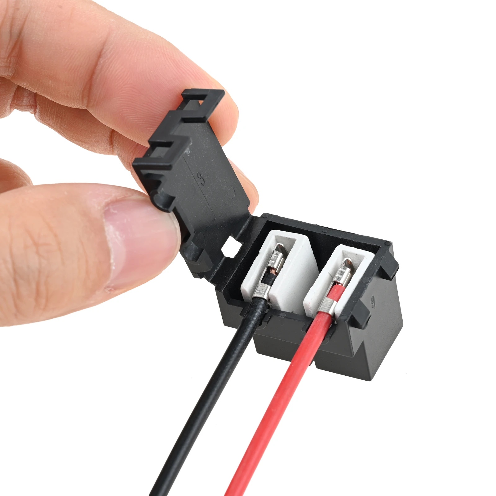 2Pcs Car H7 Ceramic Wiring Socket Heatproof Headlight Fog Light Connector Pre-Wired Plug-and-Play Base for Auto Lamp Retrofit