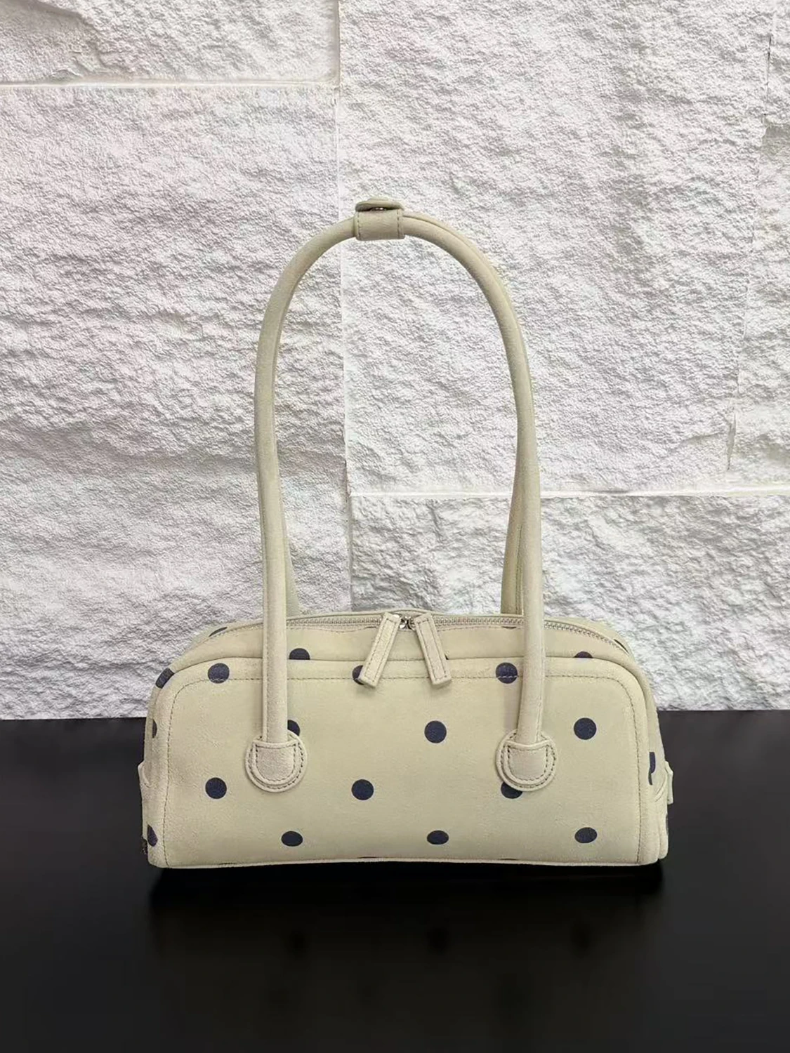 Vintage Polka Dot Top Layer Cowhide French Bread Bag Women's Shoulder Bag Spring Summer 2026 Lightweight Handbag Hobo Style