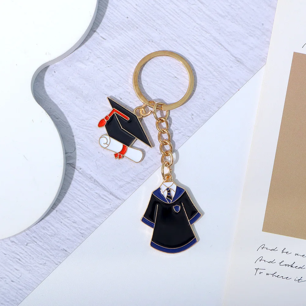 قبعة المدرسة كلية الزي الأكاديمي قبعة قلادة السيارات كيرينغ المفاتيح مفتاح سلسلة حلقية محفورة هدية للخريجين الخريجين #6